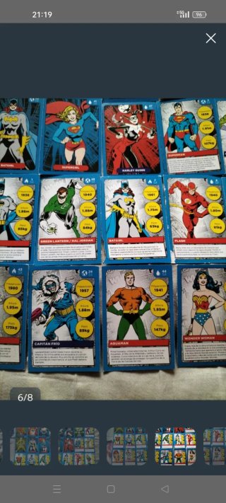 Pegatinas SNES, chapas retro y cromos Marvel