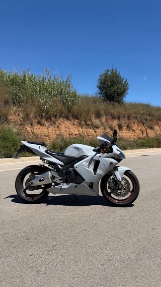 Honda CBR600RR 2004 42mil kms