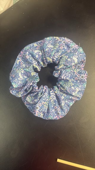 Coletero floral azul y rosa