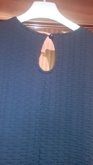 Elegante vestido azul marino