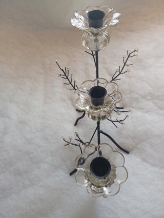Portavelas de diseño floral