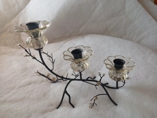 Portavelas de diseño floral
