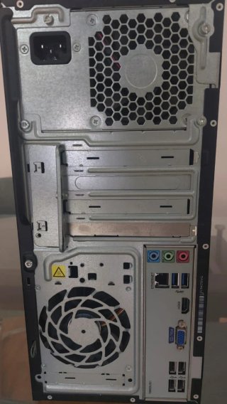 HP Pavilion 550-133nsm Paquete de ordenador