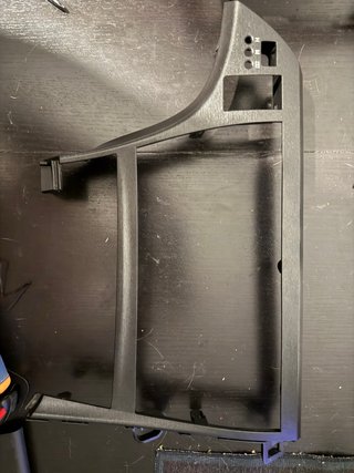 Moldura central para Toyota Prius 3 (XW30)