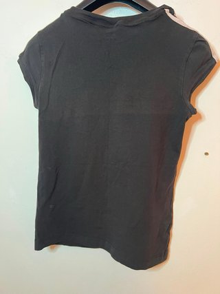 T-shirt Adidas nera con strisce