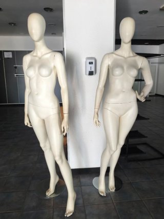 Maniquíes Beige/Blanco
