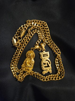 Collar DGK Virgen de Guadalupe bañado en oro 18k