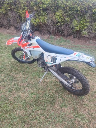 KTM 250 EXC-F 2022 Enduro Moto