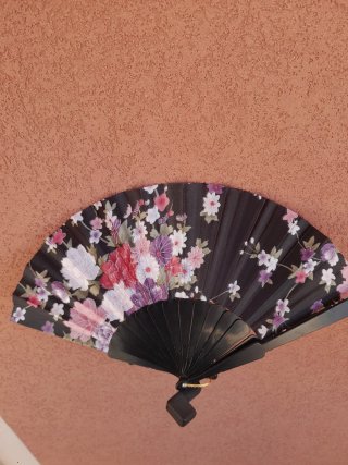 2 ventagli vintage floreali
