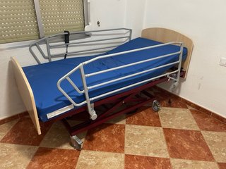 Cama articulada eléctrica pediátrica