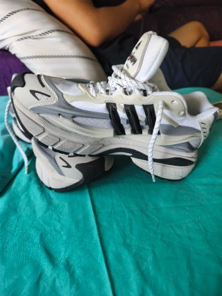Zapatillas Adidas Hombre Gris/Blanco
