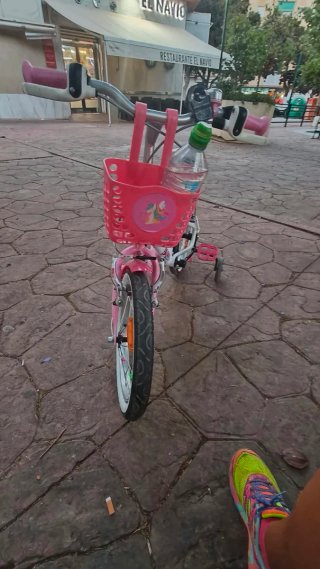 Bicicleta BTWIN 16 pulgadas Niña Doctor Girl