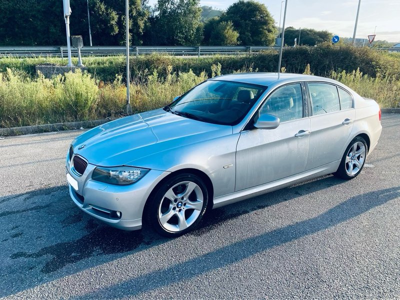 BMW Serie 3 2012 - foto 1