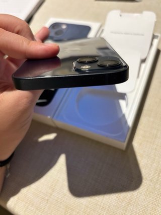 iPhone 13 Midnight