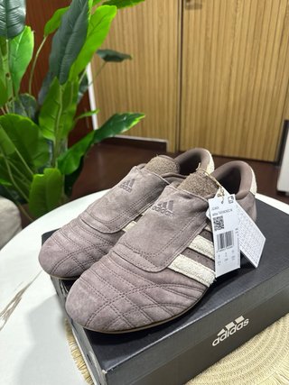 Zapatillas modelo Taekwondo W