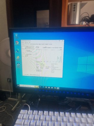 HP ProDesk i3 SSD + Disco Externo+ cables