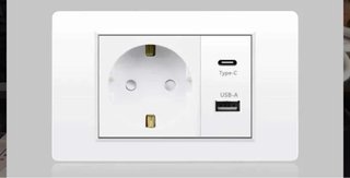 Base enchufe USB C y puerto tipo c