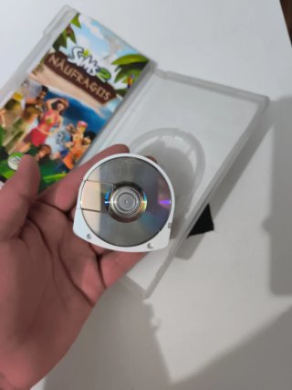 Sims 2 Náufragos PSP