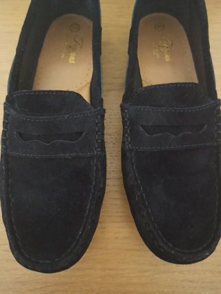 Mocasines Tizzas Azul Marino Talla 39 chico/nombre