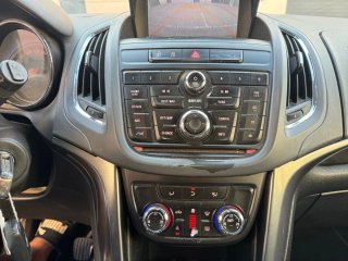 Opel Zafira Tourer 2012 2.0 CDTI 130 CV