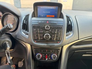 Opel Zafira Tourer 2012 2.0 CDTI 130 CV