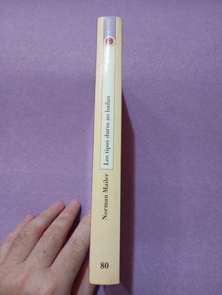 Libro: Los Tipos Duros No Bailan.