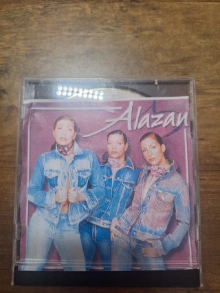 CD Alazan Latino