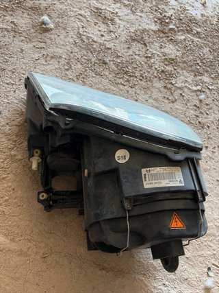 Faro Izquierdo Porsche Cayenne 955
