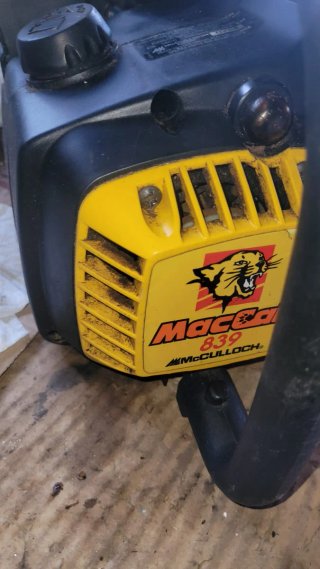 Motosierra McCulloch Mac Cat 839 funciona