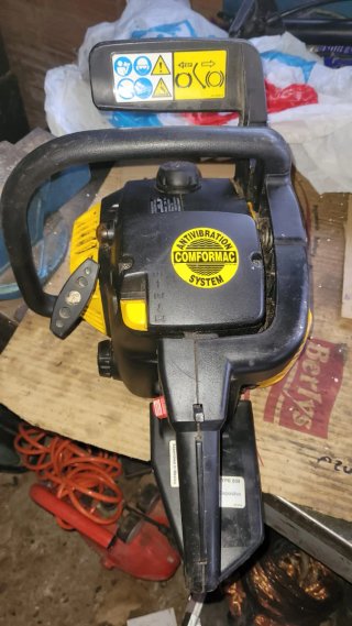 Motosierra McCulloch Mac Cat 839 funciona
