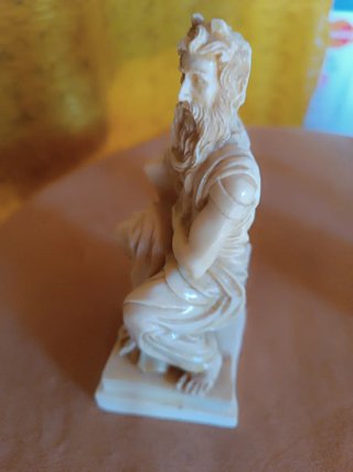 Figura decorativa de resina