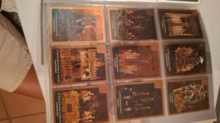 Tarjetas Holy Cards Doradas 2023
