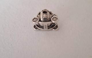 Charm Carroza