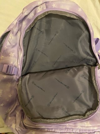 Mochila morada con estrellas