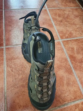 Sandalias Skechers Marrón/Verde Talla 43