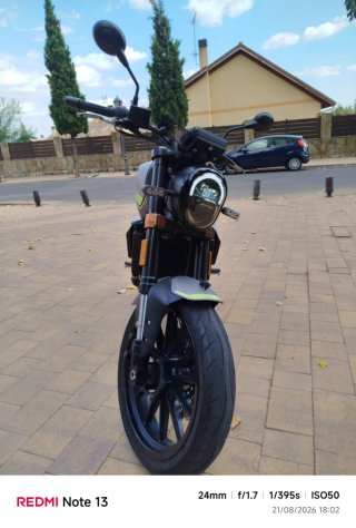 Benelli Leoncino 250cc Moto
