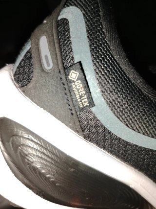 W Nike Vomero 18 GTX Mujer Negro
