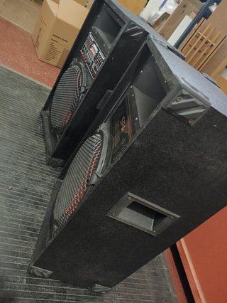 Altavoces SPA Negros