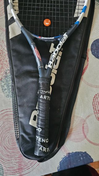 Raqueta de Tenis Babolat con funda