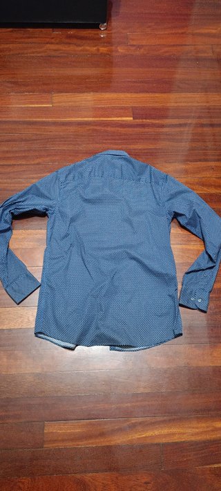 Camisa Easy Wear azul con microestampado