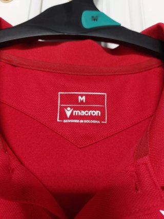 Polo Macron rojo