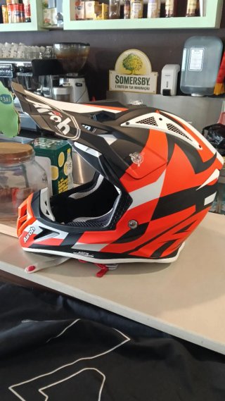 Capacete Airoh Aviator