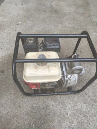 Bomba de agua gasolina MF 36