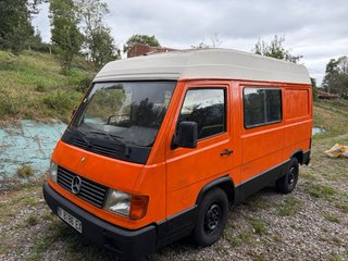 Mercedes MB 100 Camper – Interior a estrenar, A/C