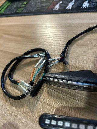 Intermitentes LED Secuenciales Barracuda motoHonda