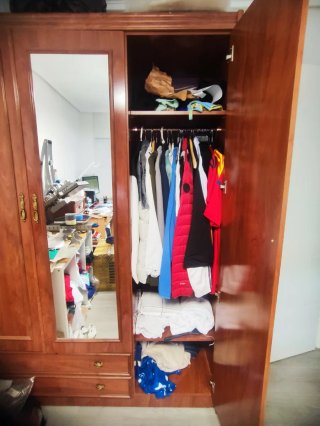 Armario de madera maciza 3 puertas