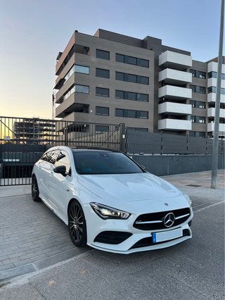 Mercedes-Benz CLA Shooting Brake AMG