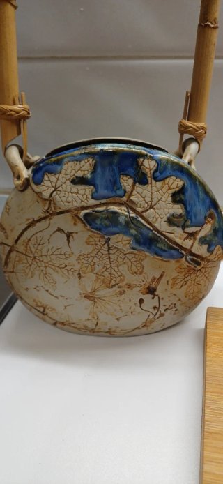 Vaso ceramica Tenmoku con manico bambu