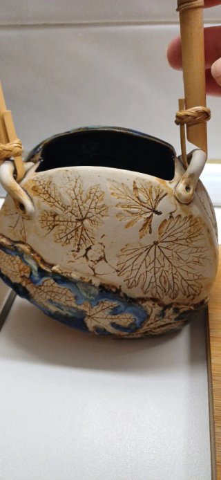 Vaso ceramica Tenmoku con manico bambu