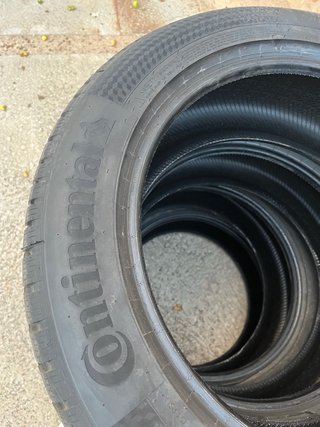 Ruedas invierno marca Continental. 225-55-R18 102V